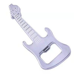 Llavero Metalico forma de Guitarra con Destapador de Botellas, 83x34 mm