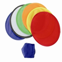 Abanico Plegable en Nylon con estuche, de 25 x 25 cmts