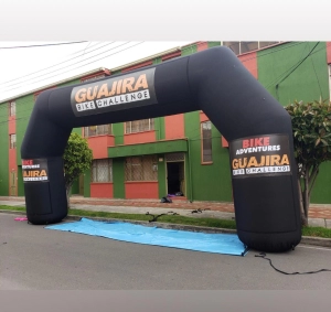 Dummy Inflable en forma de Arco