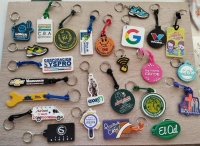 Llaveros Microinyectados en alto relieve