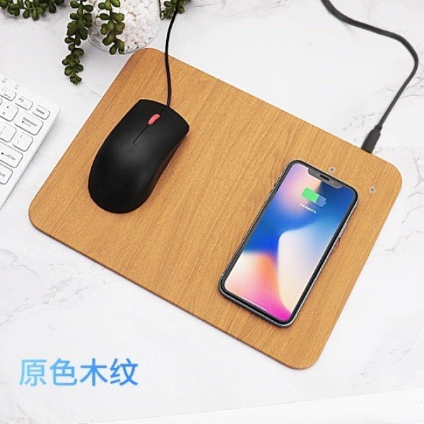 Mouse Pad con Cargador Inalámbrico, en PU imitacion madera, en 5W