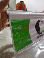 Exhibidor de Periodicos de 3 puestos, 33 x 40 cmts cada uno