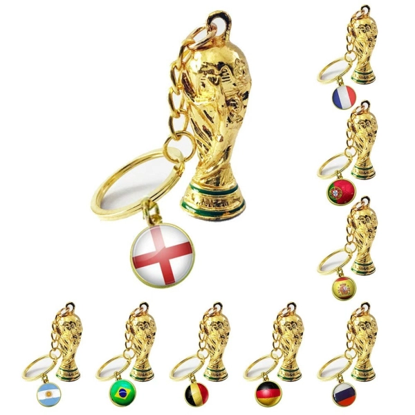 Llavero Metalico diseño Copa de Futbol, de 8 x 1.5 cmts