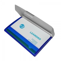 Porta tarjetas en Aluminio con acrílico, 9.8 x 6.4 cmts