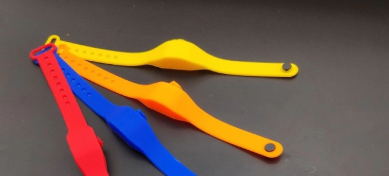 Brazalete Dispensador de Gel en Silicona