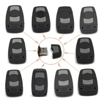 Memoria USB en PVC 2D diseño Llave de Carro