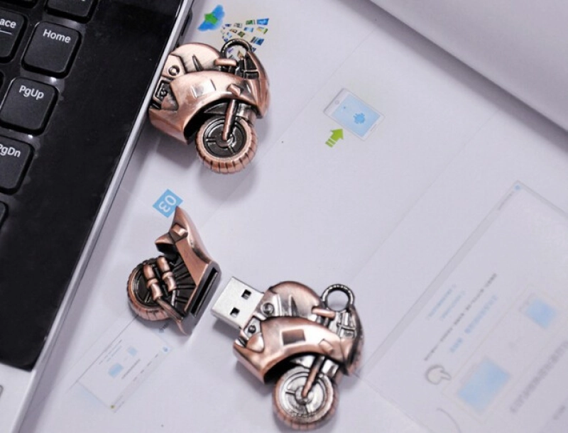 Memoria USB metalica diseño Motocicleta