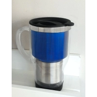 Mug Lucca, 16 oz, exterior acrilico, vaso interior en acero inoxidable, 15.8 x 8.7 cmts