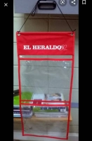 Exhibidor de Periódicos de 2 puestos, elaborado en Vinilo