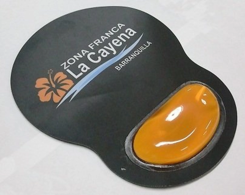 Mouse Pad Ergonómico con Apoya Muñecas en Gel, 24 x 20 cmts